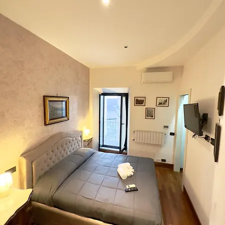 Belvedere House * Castel Gandolfo