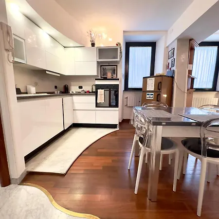 Apartment Belvedere House